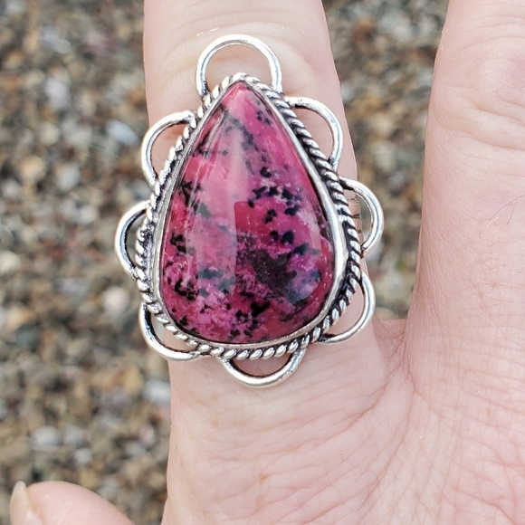 New Pink Thulite 925 Silver Ring. - Picture 2 of 14